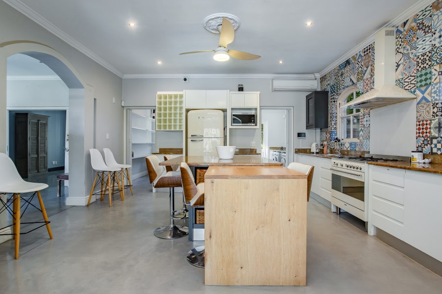 To Let 4 Bedroom Property for Rent in Franschhoek Western Cape
